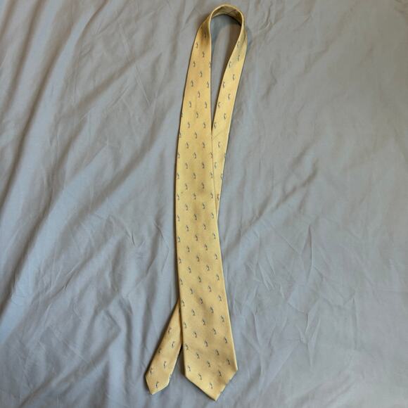 Izod Yellow, Embroidered Golfers, Silk Tie